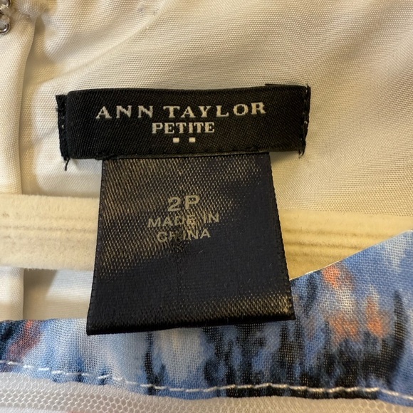 Ann Taylor Petite Fit And Flare Sleeveless Dress Floral Women’s Size 2 Petite - Picture 8 of 9